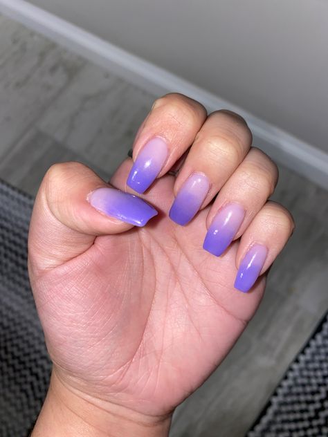 Purple Blue Ombre Nails, Dark Purple Ombre Acrylic Nails, Purple Fade Nails, Ombre Dark Purple Nails, Dark To Light Purple Ombre Nails, Purple Ombré Nails, Sns Dip Nails, Patty Nails, Blue Purple Gradient Nails