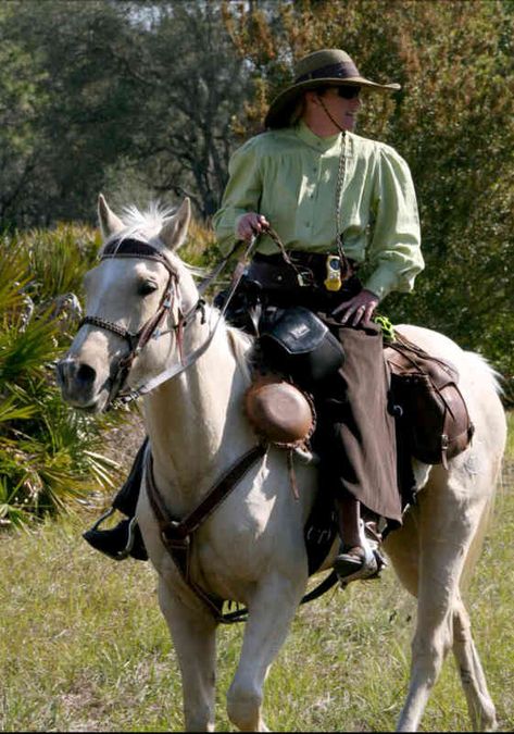 Trail Boss (Via Emporium Stores Customer Gallery) Equestrian Costume, Horse Riding Skirts, Woman Riding Horse, Riding Skirt, Horse Back Riding, Tasha Tudor, Annie Oakley, Trail Boss, Equestrian Fashion