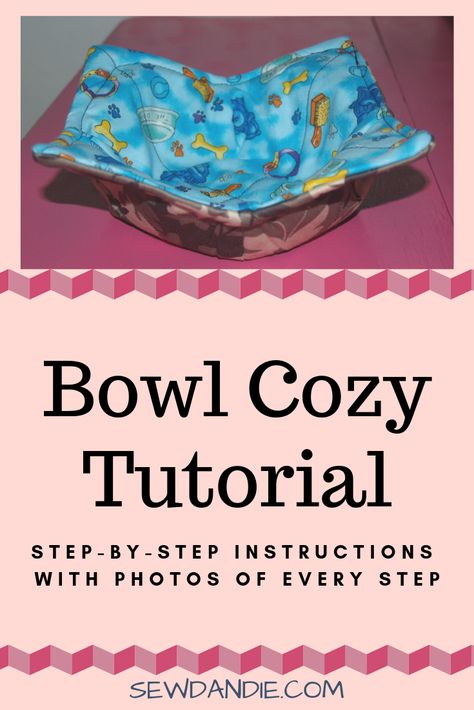 Soup Bowl Cozy Pattern Bowling Outfit, Bowl Cozy, Fabric Bowls, Bowl Recipes, Sew Ins, Beginner Sewing Projects Easy, Small Sewing Projects, Leftover Fabric, Sewing Projects For Beginners