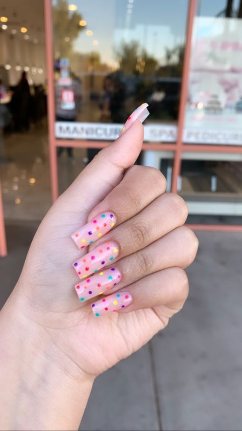 Pokadot Nail Designs, White Dot Nails, Pokadot Nails Acrylic, Dot Nails, Brown Acrylic Nails, Brown Acrylic, Long Acrylic Nail Designs, Dots Nails, Short Acrylic