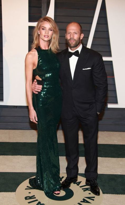 Rosie Huntington-Whiteley and Jason Statham. See 18 more celebrity ladies who are taller than the leading men in their lives. Jason Statham Rosie Huntington, Rosie And Jason, Taller Girlfriend, Jason Statham And Rosie, Tall Boyfriend, Short Couples, Rosie Huntington Whiteley Style, Short Celebrities, Jason Statham