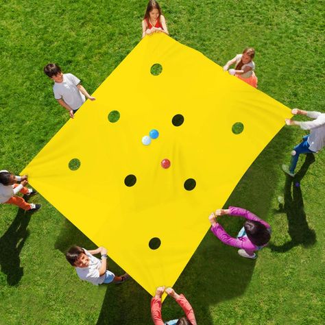 Fun Team Building Games, Teamwork Games, Fun Outdoor Games, Team Building Games, Exercise Activities, Team Building Exercises, Activities Games, Building Games, Game Props