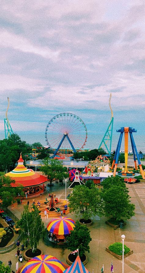 Sandusky, Ohio Ohio Aesthetic, Sandusky Ohio, Cedar Point, Birthday Trip, World Cities, Ohio, Bucket List, Fair Grounds, Art Painting