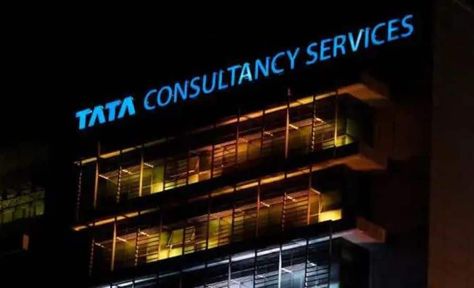 New Delhi: Software giant Tata Consultancy Services (TCS) has given the Christmas and New Year gift to its employees by hiking salary up to 20% and of... #Christmasgift #NewYearBonus #TCS #TCSsalaryhike #TCSvariablepay #VariablePay Check more at https://urdupresss.com/business/good-news-for-tcs-employees-company-announces-to-give-100-variable-pay-massive-salary-hike-2555520-html/ Tcs Company, Board Of Directors, Group Of Companies, New Market, Retirement Planning, Business News, Stock Market, Working From Home, Good News