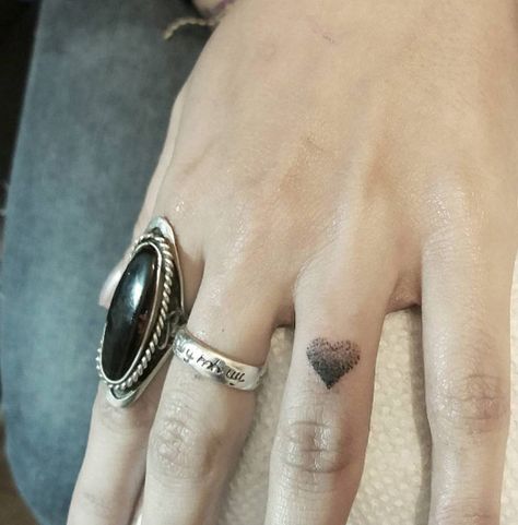 Dotwork Finger Tattoo, Heart With Dots Tattoo, Heart Tattoo Filled In, Dotwork Heart Tattoo, Heart With Dots Tattoo On Finger, Small Black Heart Tattoo, Small Dotwork Tattoo, Izzy Tattoo, Healed Finger Tattoos