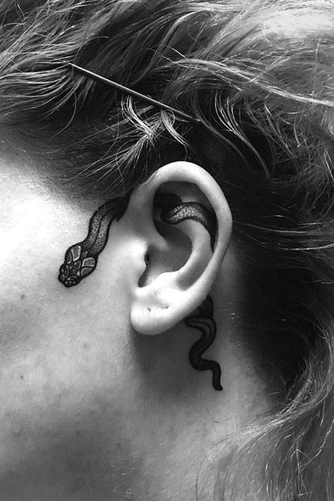 Small Snake Tattoo, Tattoo Behind Ear, Hp Tattoo, Simple Tattoos For Women, Literary Tattoos, Sharpie Tattoos, Tattoo Style Drawings, Face Tattoos, Snake Tattoo