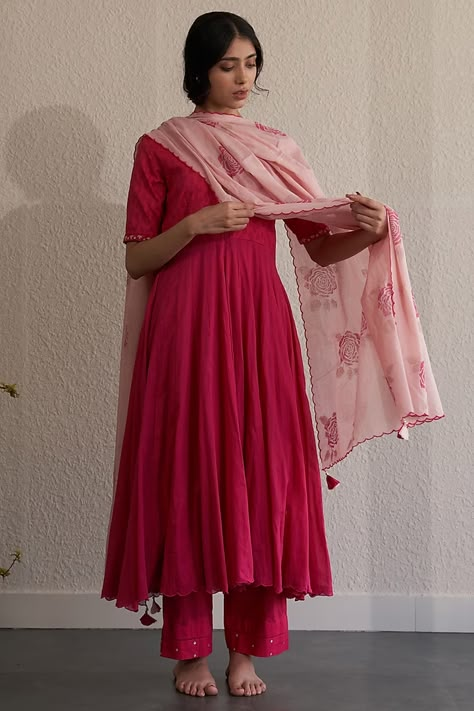 Pink Anarkali, Cotton Anarkali, Embroidered Anarkali, Simple Kurti, Silk Kurti, Punjabi Outfits, Anarkali Dress Pattern, Simple Kurti Designs, Desi Fits