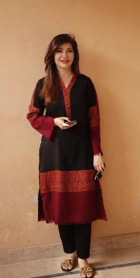 Sadaf Abdul Jabbar, Plazo Outfits, Woollen Dresses, Indian Formals, Pashmina Suits, Woolen Tops, Winter Casual Outfits, Suit Neck, Abdul Jabbar