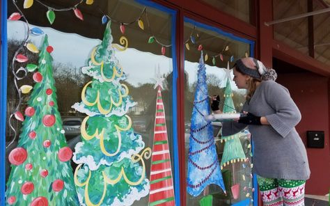 Calling All Artists for Paint on Main | Downtown Garner Christmas Window Scene Painting, Window Painting Business, Window Art For Business, Painting Windows Art, Christmas Window Mural Ideas, Whoville Window Painting, Windows Painting Christmas, Painted Store Windows, Winter Painted Windows