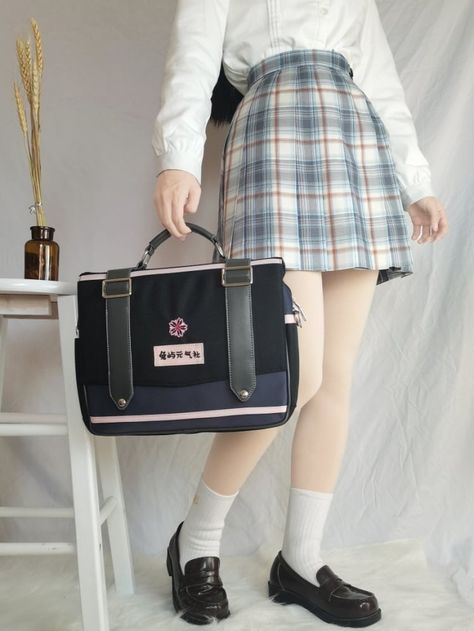 Bags For High School, Bunny Island, Horror Punk Fashion, Kawaii Leg Warmers, Black Backpack School, Sakura Japanese, Kawaii Pajamas, Kawaii Hoodies, Japanese High School