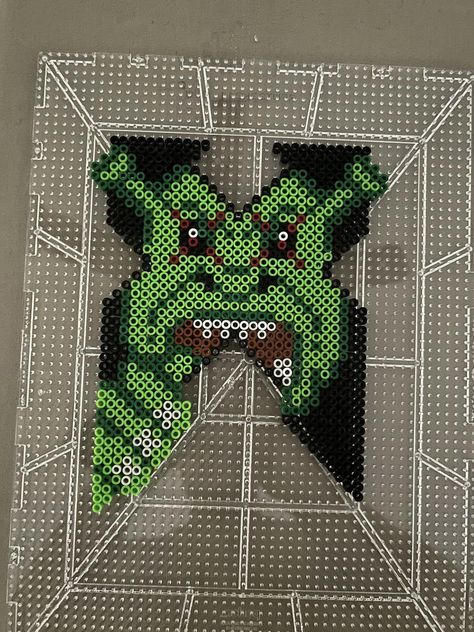 Perler Beads Ideas Rave, Shrek Perler, Rave Kandi Ideas, Melty Bead Patterns, Fuse Bead Patterns, Diy Perler Bead Crafts, Diy Perler Beads, Perler Beads Designs, Fuse Beads