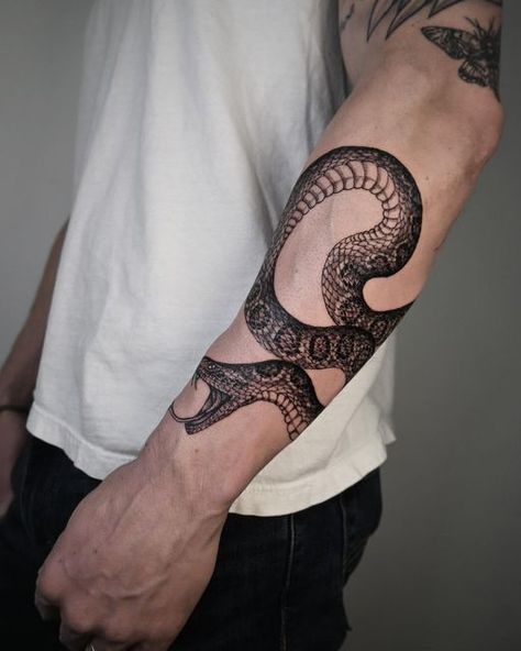 Rattlesnake Wrapped Around Arm Tattoo, Horned Snake Tattoo, Rattlesnake Tattoo Men, Raddle Snake Tattoo, Cottonmouth Snake Tattoo, Desert Snake Tattoo, Diamond Back Rattlesnake Tattoo, Diamondback Rattlesnake Tattoo, Copperhead Snake Tattoo