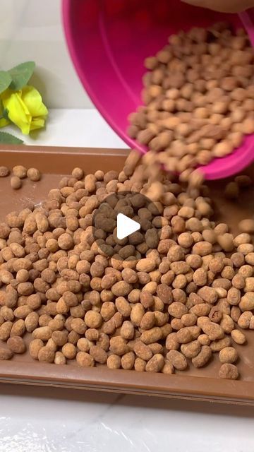 Coated Peanuts Recipe, Groundnuts Recipe, Coated Peanuts, Peanut Recipes, African Food, Pop It, The Recipe, Peanut