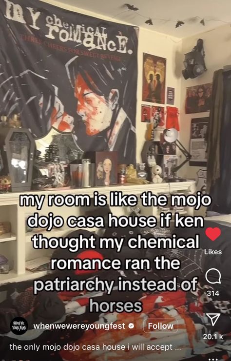 Mcr Room Decor, Mcr Bedroom, Mcr Aesthetic, Mojo Dojo Casa House, Mcr Memes, Emo Memes, I Love Mcr, Mikey Way, Band Memes