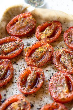 Simple, sweetly-savory and succulent, these roasted tomatoes seasoned with the earthy flavors of olive oil, garlic, and herbs are a vibrantly colorful and flavorful side dish to most any meal you serve. #roastedtomatoes #roastedtomatoesrecipe #roastedtomatoesoven How To Cook Tomatoes, Seasoned Tomatoes, Tomato Dishes, Olive Oil Garlic, Tomato Season, Roasted Vegetable Recipes, Tomato Vegetable, Tomato Recipes, Cauliflower Recipes