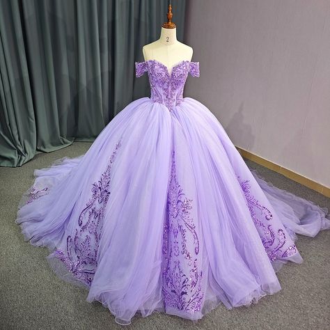 Norah (@wedding_evening_loveseason) • Instagram photos and videos Quincera Dresses, Tangled Quince, Quinceañera Dresses, Damas Dresses, Quinceanera Ideas, Mini Wedding Dresses, Wedding Jumpsuit, Gown Style, Quinceanera Dress