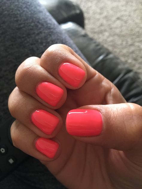 Neon Short Gel Nails, Coral Powder Dipped Nails, Coral Nails Neon, Coral Nails Short Round, Neon Coral Nails Short, Neon Gel Nails Short, Coral Dip Nails, Neon Dip Nails, Coral Dip Powder Nails