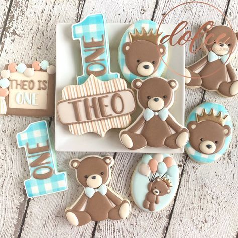 Pooh Birthday Cookies, Creativity Pictures, Teddy Bear First Birthday, Safari Cookies, First Birthday Cookies, Teddy Bear Cookies, Pooh Birthday, Vanilla Sugar Cookie, Winnie The Pooh Birthday