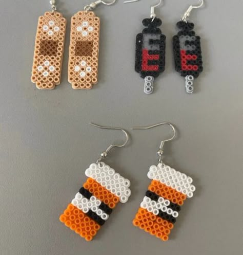 Pill Bottle Perler Beads, Mouthwashing Perler Beads, Lighter Perler Beads, Nurse Perler Beads, Melty Bead Earrings, Mini Perler Bead Patterns Earrings, Pixel Art Earrings, Small Perler Beads Ideas Aesthetic, Mini Fuse Bead Patterns