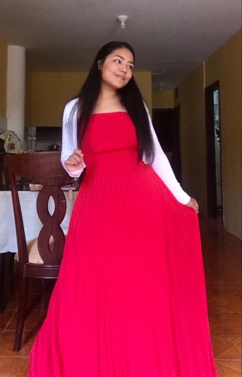 Vestido largo rojo con chaqueta blanca #formal #outfits #church #pentecostal Outfits Church, Formal Outfits, Dresses With Sleeves, Long Sleeve Dress, Maxi Dress, Outfit Inspo, Long Sleeve