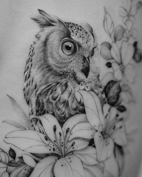 Tattoos Upper Thigh, Snow Owl Tattoo, Owl Thigh Tattoos, Upper Thigh Tattoos, Owl Tattoo Drawings, Arm Sleeve Tattoos For Women, Private Tattoos, Crazy Tattoos, Owl Tattoo Design