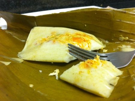 Banana Leaf Tamales Banana Leaf Tamales, Panamanian Recipes, Indian Fusion Food, Honduran Food, Panamanian Food, Vegan Tamales, Edible Leaves, Guatemalan Recipes, Oven Meals