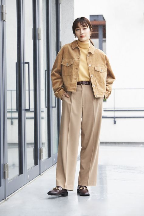 Uniqlo Corduroy Jacket, Womens Style, Cashmere Turtleneck, Pleated Pants, Wide Pants, Cropped Jacket, Corduroy Jacket, Uniqlo, Women's Style