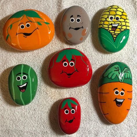 PaintedRocks#rockbk’s Instagram profile post: “💛 #paintedrocks #paintedrocksofinstagram #rockpainting #stonepainting #paintedstones #kindnessrocks #artrocks #inspiration…” Kick Rocks, Canvas Art Painting Abstract, Stone Art Painting, Rock Painting Patterns, Kindness Rocks, Stone Crafts, Easy Drawing, Rock Crafts, Canvas Art Painting