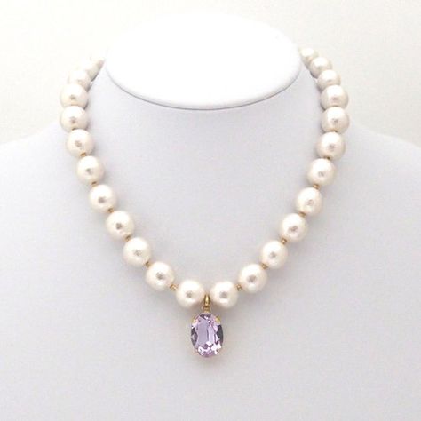 Handmade Pearl White Elegant Necklace, Elegant Pearl White Crystal Necklaces, Elegant Purple Pearl Necklace For Wedding, Luxury Purple Pearl Necklaces, Luxury Purple Pearl Necklace, Elegant, Large Pearl Necklace, Choker Necklace Designs, Swarovski Pendant, Pearl Necklace Vintage