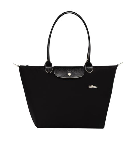 Classic school shoulder bag from longchamp , timeless, buying soon Long Champ Bag, Longchamp Le Pliage Club, Longchamp Bag, Handbags For School, Longchamp Bags, Money Aesthetic, Old Money Aesthetic, School Bag, Longchamp Le Pliage