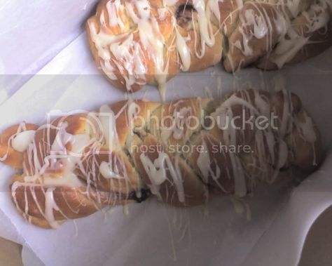 Butterbraid Recipes, Butter Braid, Budget Breakfast, Butter Braids, Breakfast On A Budget, Butter Rolls, Bread Dough Recipe, Something To Make, Holiday Sweets