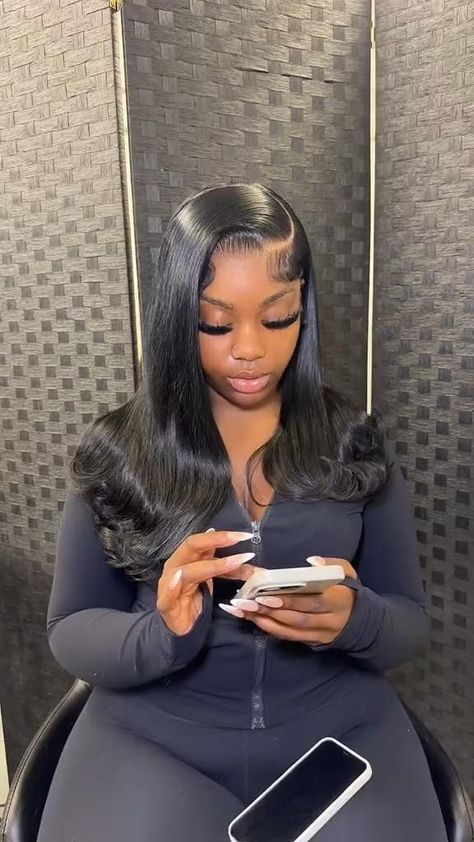 Majorette Hairstyles, Graduation Hairstyles For Black Women, Short Lace Front Wigs, Wig Installs, Twisted Hair, Sleek Ponytail Hairstyles, Frontal Wig Hairstyles, Birthday Hairstyles, Wig Install