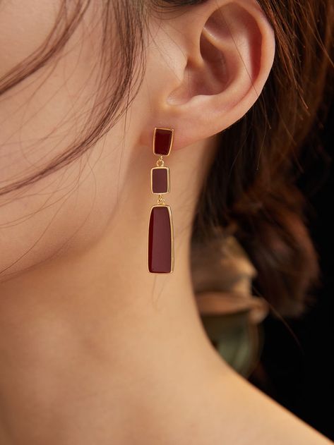 Wine Red Earring Long Chain Drop Earring Maroon Earring - Etsy Burgundy Earrings, Vintage Party, Garnet Earrings, Red Earrings, Enamel Earrings, Drop Earring, Long Earrings, Jewelry Plate, Red Gold