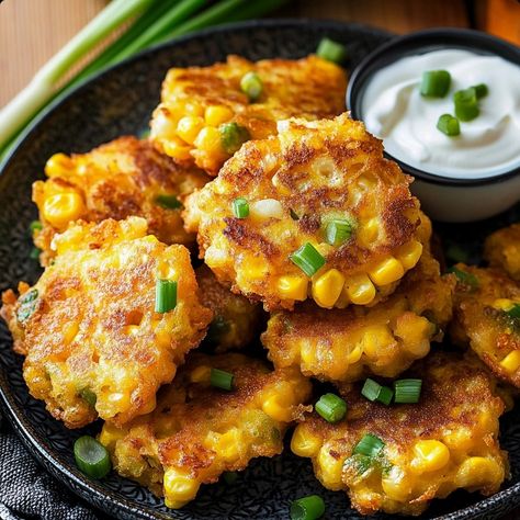 How to Make Corn Fritters - cooking art Creamed Corn Fritters Recipe, Corn Fritters Recipe Easy, Cream Corn Fritters, Fried Corn Fritters, Corn Fritters Recipe, Corn Fritter, Corn Pancakes, Corn Fritter Recipes, How To Make Corn