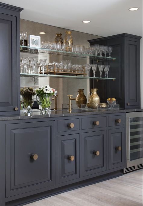 Pantry Interior Design, Bars Ideas, Pantry Interior, Home Wet Bar, Bar Cabinets, Home Bar Rooms, Modern Home Bar, Bar Unit, Home Bar Design