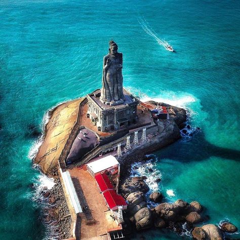 Thiruvalluvar Statue, White River Rafting, Goa Travel, Travel Destinations In India, Indian Temple Architecture, Kanyakumari, Hindu Temple, Sunset Wallpaper, Sea View