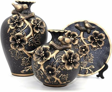 Chinese Vase Decor, Collectors Home, Big Vase, Chinese Vases, Vase Noir, Big Vases, Chinese Vase, Black Vase, Glass Bottle Crafts