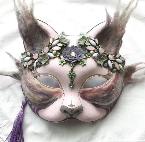 Awesome Masks, Cat Masquerade Mask, Mask Cat, Kitsune Mask, Pretty Cat, Mask Masquerade, Masquerade Masks, Venetian Masks, Cool Masks