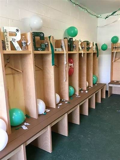 Soccer locker room decorations. Paper mache block letters. Spray paint, paint markers for names ... Locker Room Organization, Locker Room Ideas Sports, Football Locker Room Bedroom, Cheer Gym Lobby, Cheerleading Gym Design, Locker Room Decorations Soccer, High School Locker Room Decorations, Locker Room Design Sports, Soccer Locker Room Decorations