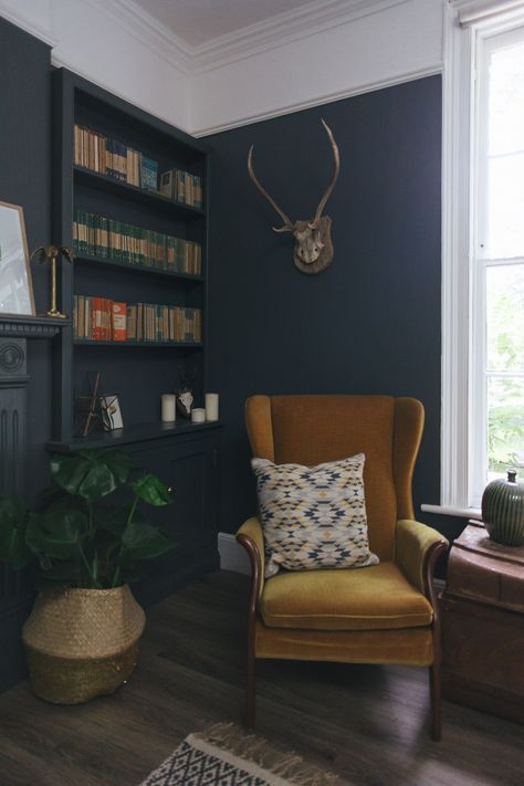 A Dark And Cosy Snug Painted In Farrow And Ball Down Pipe - Alcove Shelving With Classic Penguin Books And Ebay Mustard Chair | Interior Styling Mustard Chair, Cosy Snug, Alcove Shelving, Snug Room, Bubble Pattern, Dark Living Rooms, Flyers Design, Farrow And Ball, Design Apartment