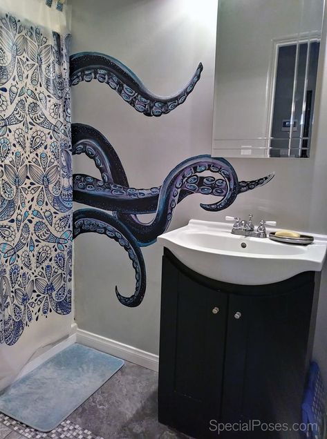 Octopus bathroom hand painted.  Beautiful addition to my Beach themed house! Beach Themed House, Octopus Bathroom Decor, Octopus Bathroom, Ocean Themed Bathroom, Sea Bathroom, Ocean Bathroom, Mermaid Bathroom, Eclectic Bathroom, Nautical Bathrooms