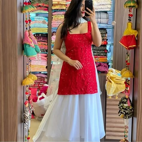 Plaza With Kurti, Red Plazo, Kurti For Wedding, Plazo Kurti, Punjabi Dress Design, Indian Dress Up, Simple Frock Design, Stylish Kurtis Design, Trendy Outfits Indian