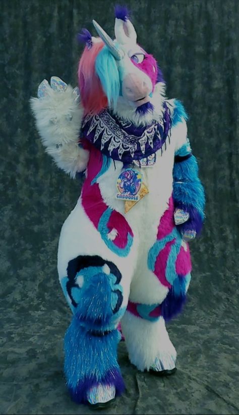 Horse Fursuit, Horse Suit, Fursuit Photography, Unique Fursuits, Fursuit Ideas, Animal Masks, Cute Costumes, Wolf Dog, So Creative