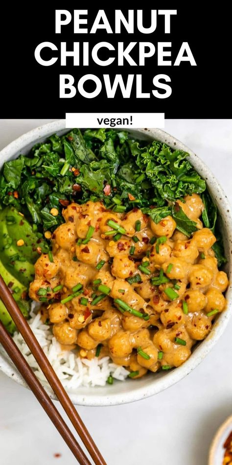 These vegan peanut butter chickpea buddha bowls are easy to make and perfect for meal prep. These chickpea veggie bowls are vegan, gluten free and ready in 15 minutes. Peanut Chickpea, Peanut Butter Chickpea, Chickpea Rice, Curry And Rice, Veggie Bowls, Buddha Bowls Recipe, Cooking Jasmine Rice, Delicious Veggies, Buddha Bowls