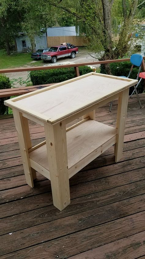 55 gallon fish tank stand   6 1x4x8 (cut to 36in an 17in) 4x4 sheet plywood  Top is 40in x 20in Shelf is 34in x 16in Diy 20 Gallon Aquarium Stand, Diy 40 Gallon Tank Stand, Diy Tank Stand, 55 Gallon Fish Tank Stand, Fish Tank Stand Ideas Diy, Diy Fish Tank Stand, Fish Tank Stand Ideas, Tank Stand Ideas, 40 Gallon Aquarium Stand