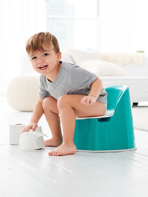 Pampers Easy Ups, Best Potty, Easy Potty Training, Toddler Organization, Starting Potty Training, Potty Training Boys, Twin Life, Feeding Toddlers, Potty Training Tips