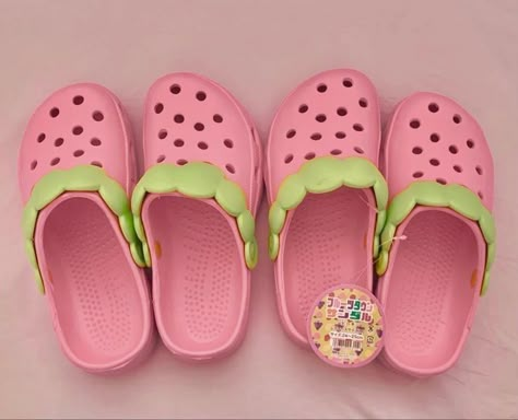 Hat Aesthetic, Kawaii Shoes, Kawaii Accessories, Girly Shoes, Daft Punk, J Fashion, Kawaii Clothes, Dream Shoes, Dream Clothes