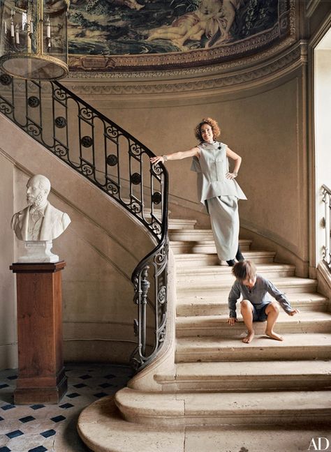 Tour Flore de Brantes's Incredible French Château | Architectural Digest سلالم حلزونية, تحت الدرج, Wrought Iron Staircase, Maria Killam, Chateaux Interiors, Homes In France, Architecture Today, Stair Railing Design, Staircase Railings