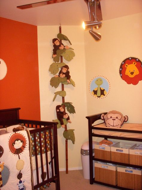 Jungle Room Ideas, Monkey Bedroom, Bedroom Jungle, Jungle Baby Room, Kids Jungle Room, Monkey Room, Crazy Monkey, Monkey Nursery