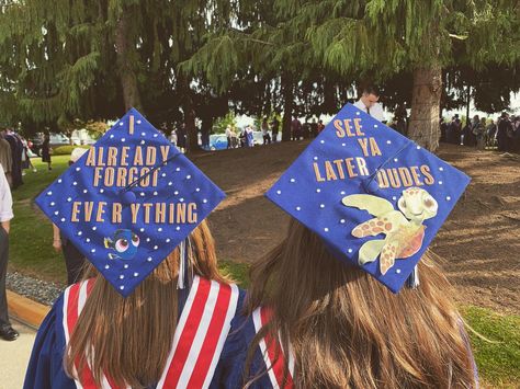 Matching Best Friend Grad Caps, Matching Caps For Graduation, Matching Graduation Caps Couples, Finding Nemo Graduation Cap, Best Friend Grad Caps, Matching Graduation Caps Best Friend, Best Friend Graduation Caps, Matching Grad Caps, Matching Graduation Caps